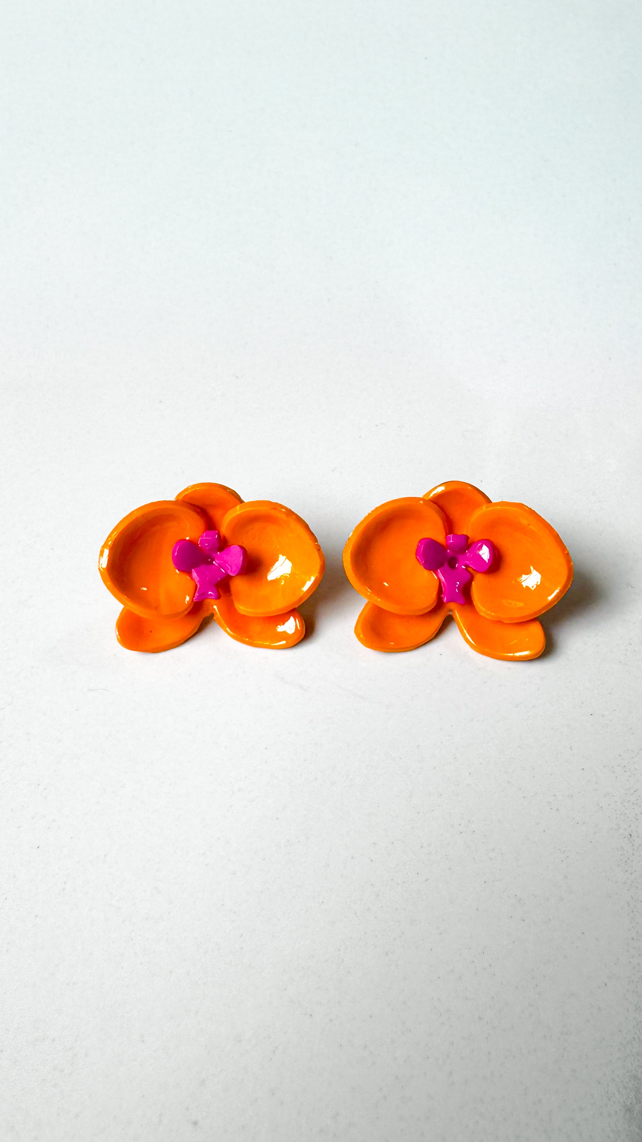 Aretes Mini Orquídea Naranja