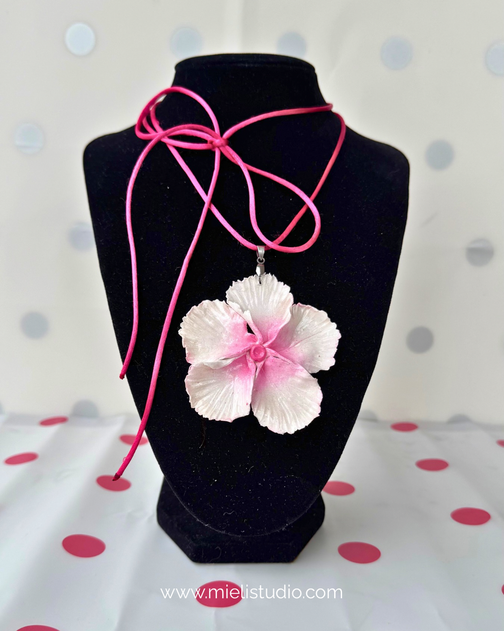 Alba Rosé | Collar