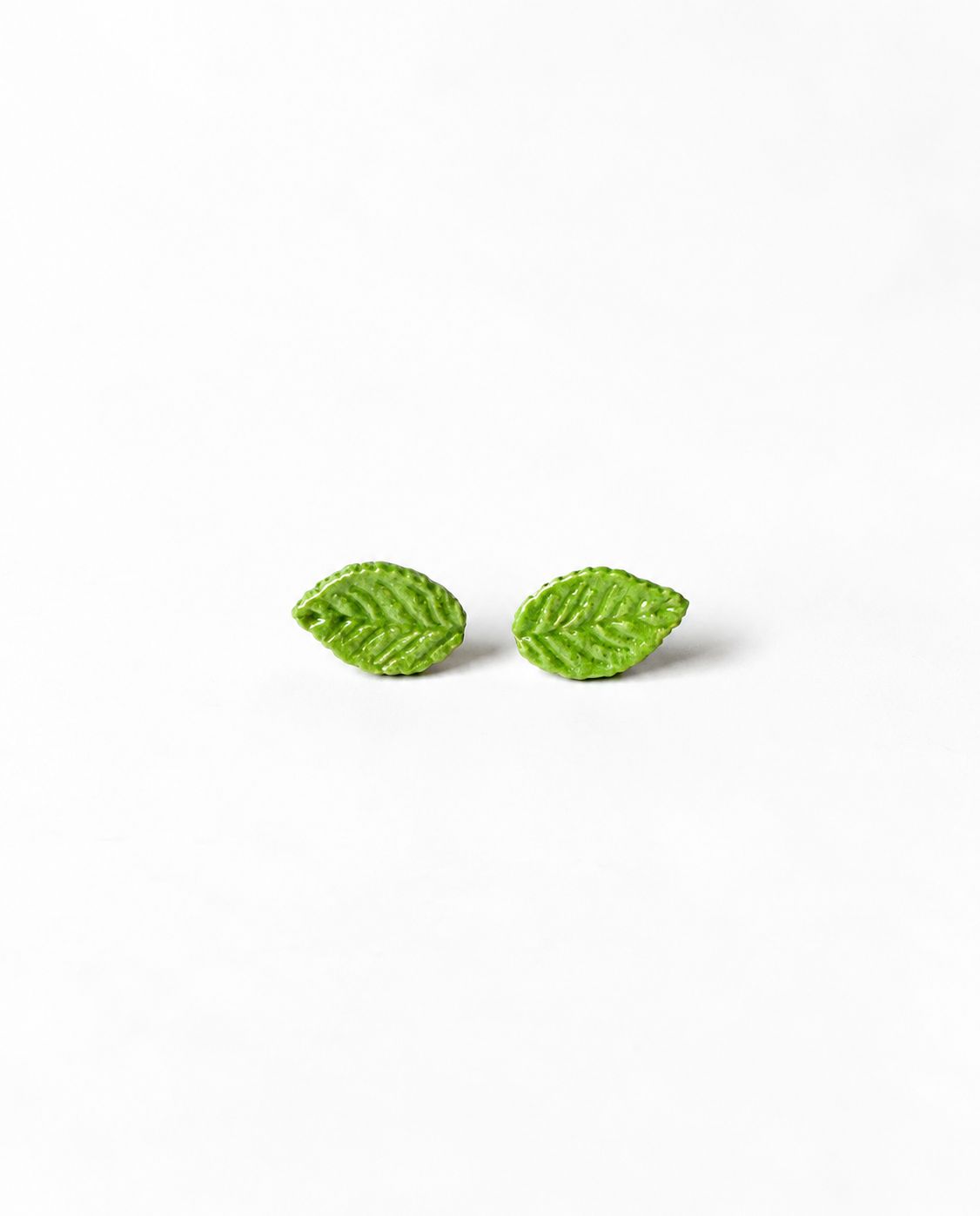 Hoja verde - Aretes Mini