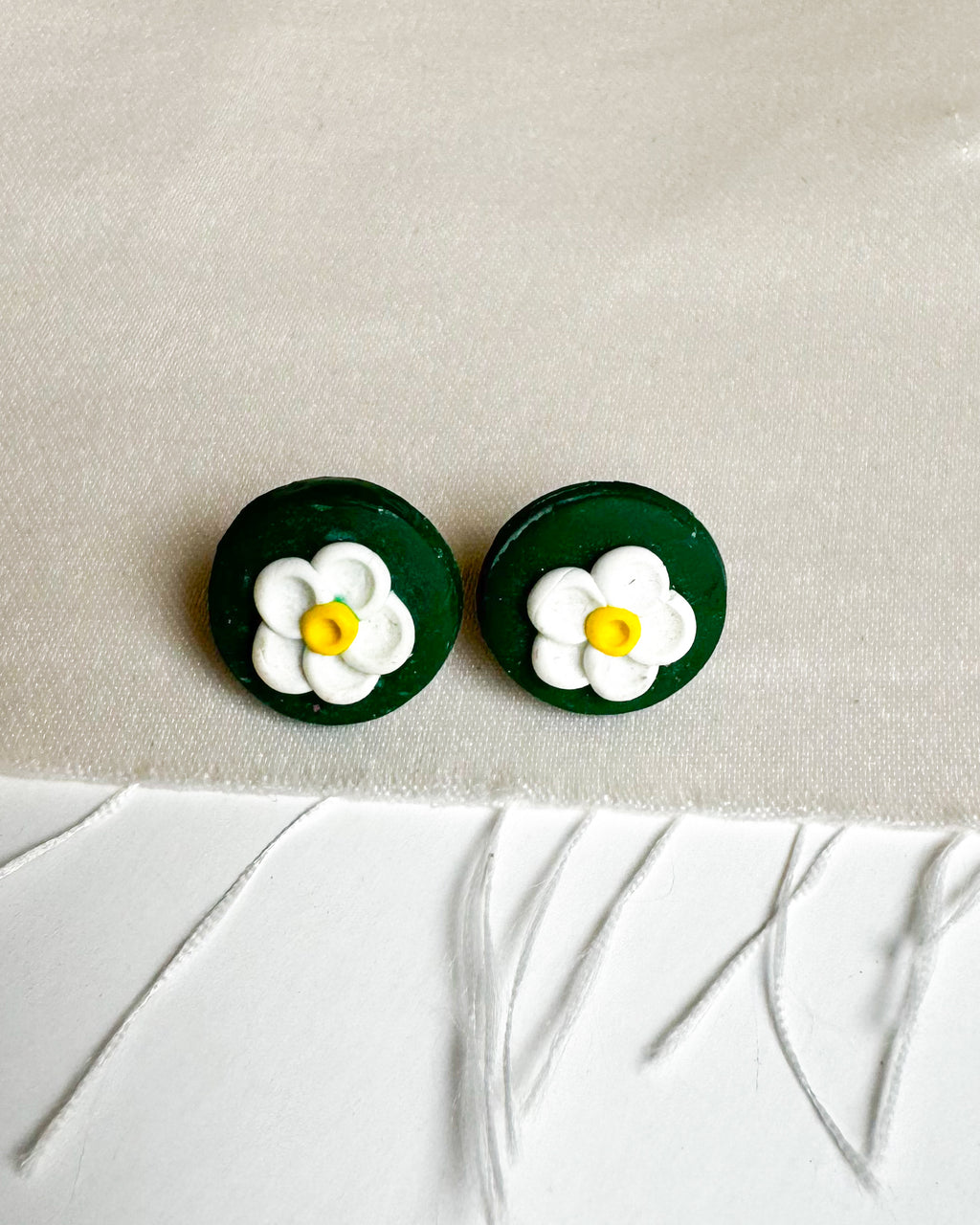 🌸 Greeny | Studs
