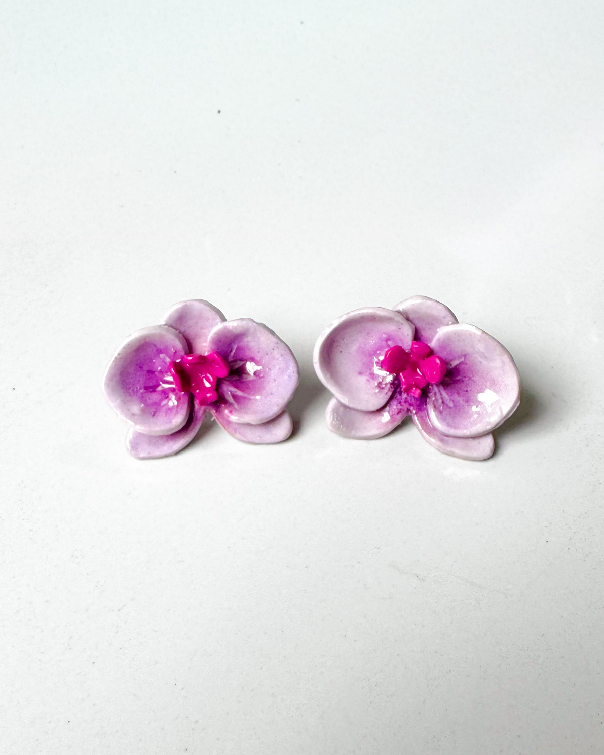 Aretes Mini Orquídea Lila
