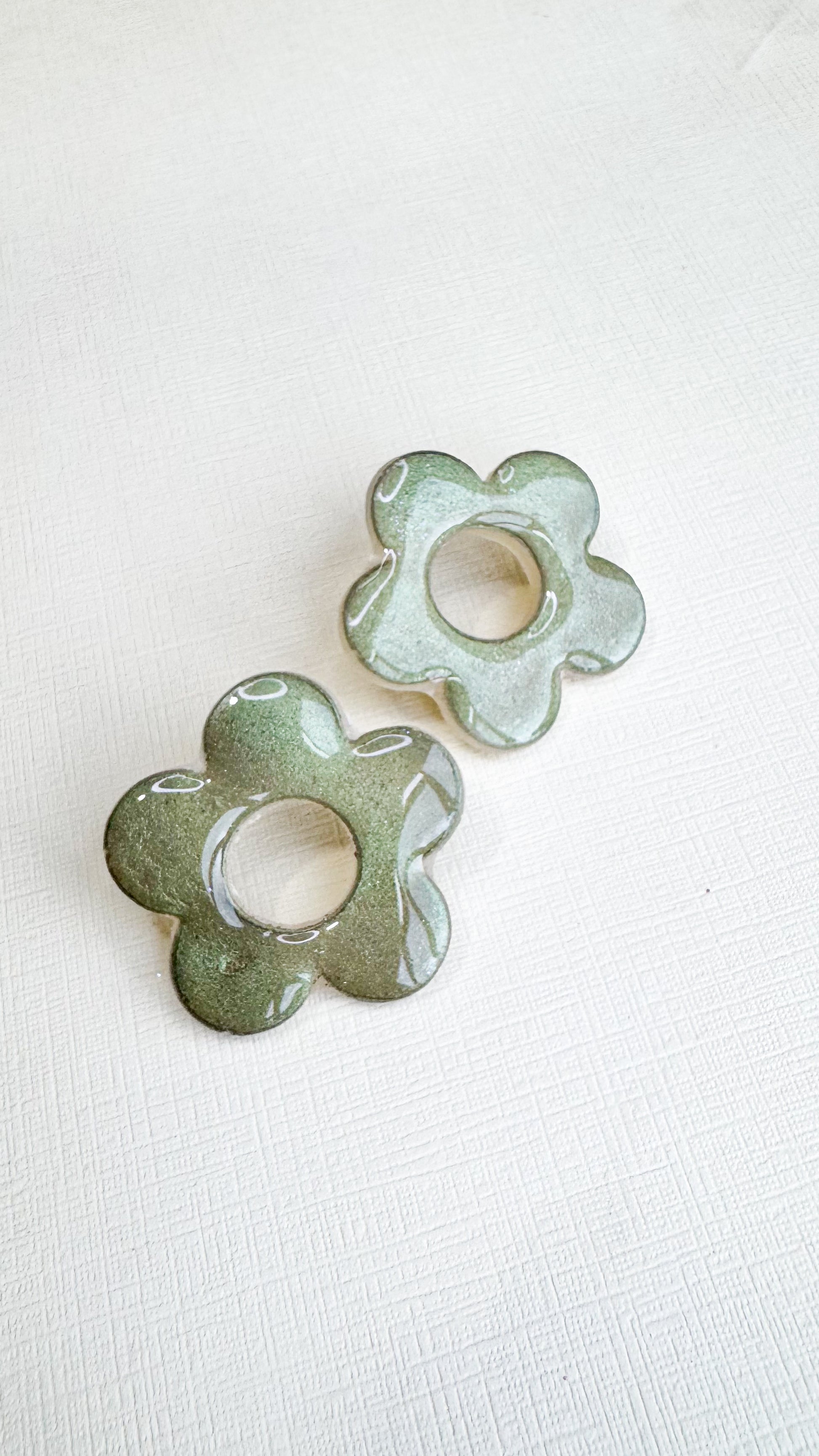 Mimada | Studs