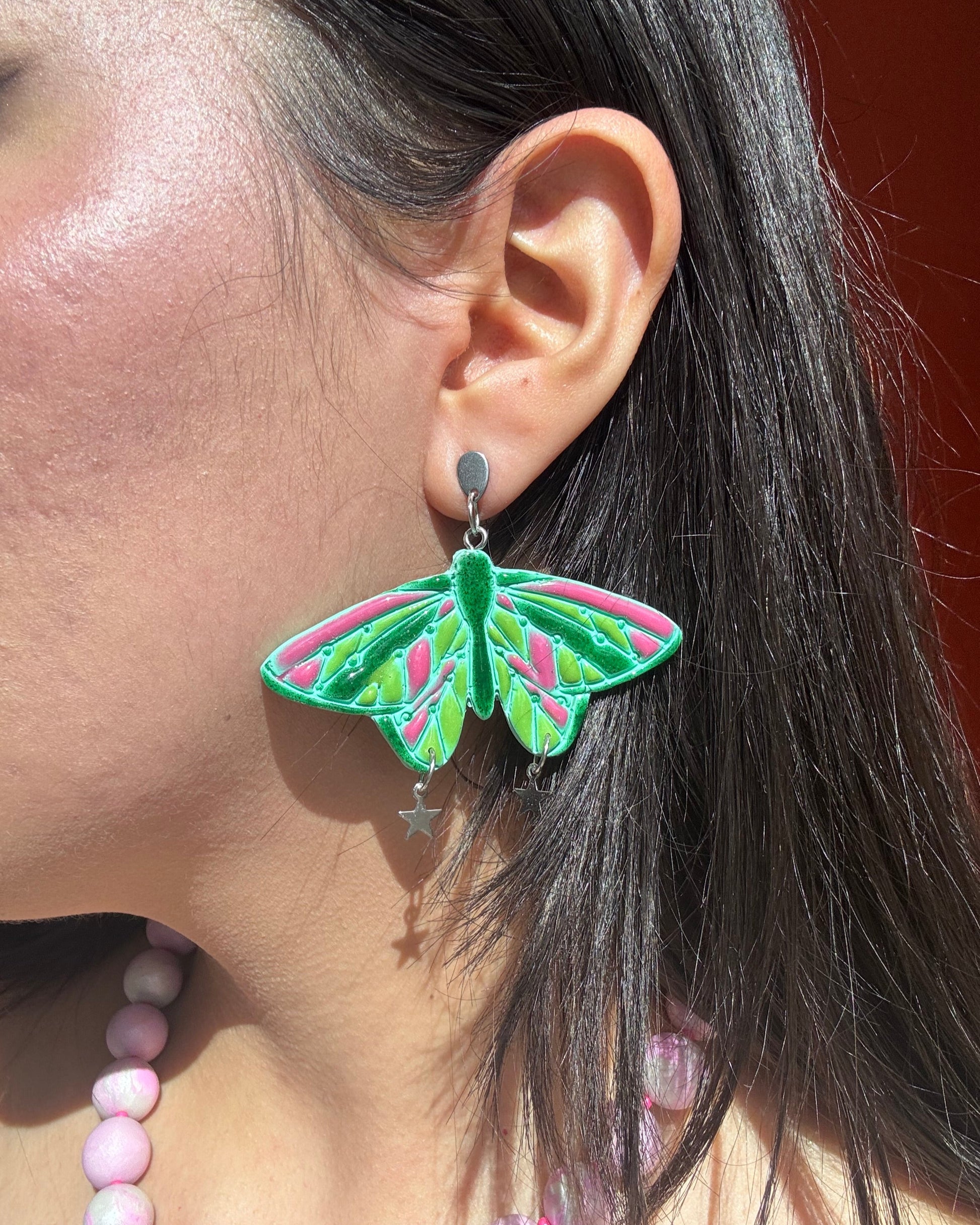 Elaris | Aretes de polilla