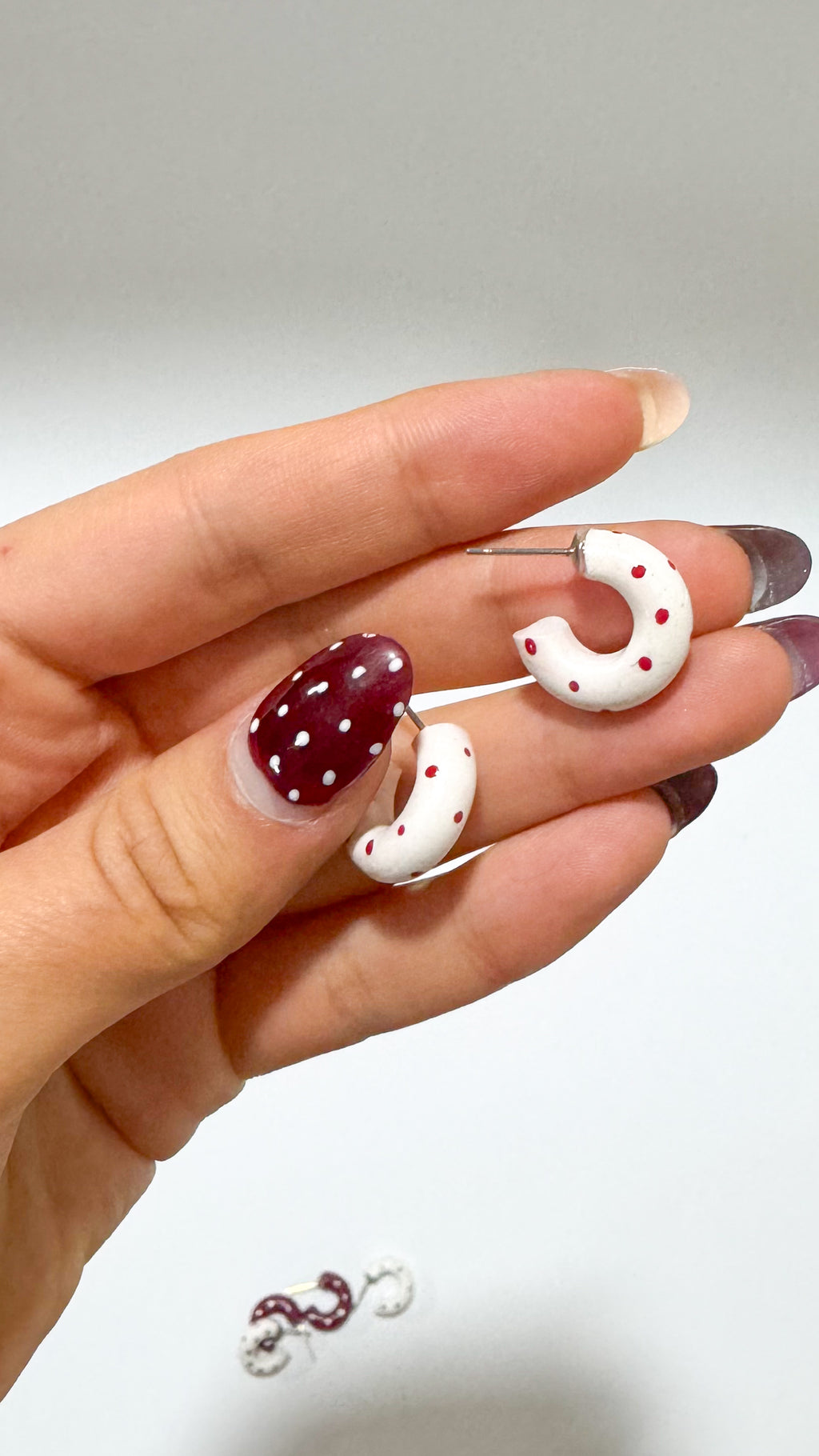 Red polka | Mini hoops