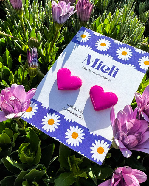 ✨ Aretes Corazón Mediano