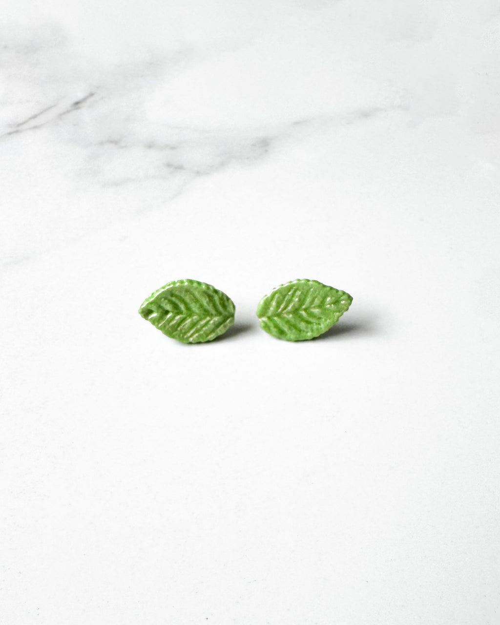 Hoja verde - Aretes Mini